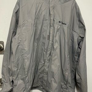 Columbia Men's Light Gray Windbreaker